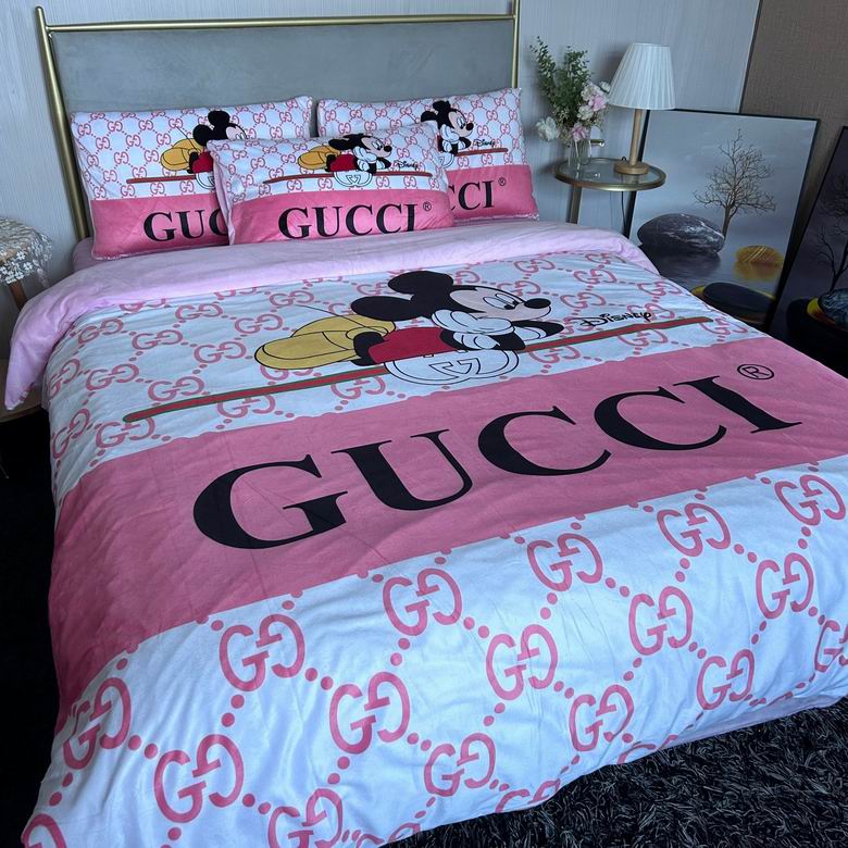 Gucci 2.0x2.3m   (3)