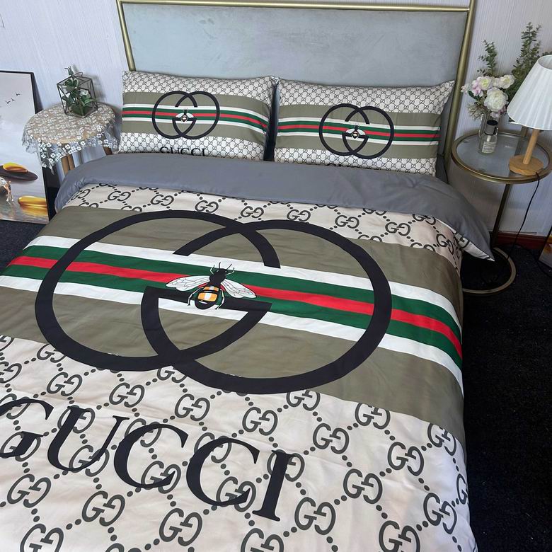 Gucci 2.0x2.3m   (3)