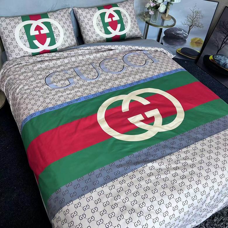 Gucci 2.0x2.3m   (4)