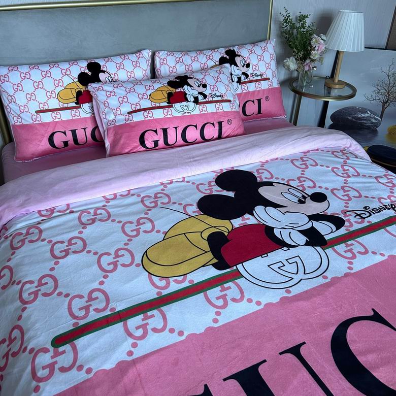 Gucci 2.0x2.3m   (4)