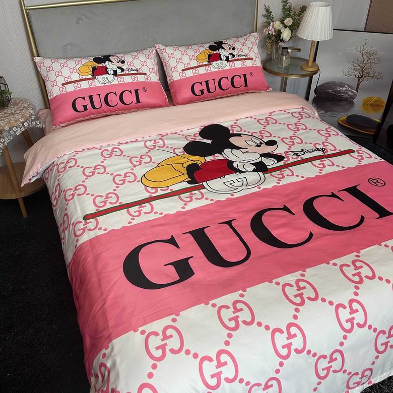 Gucci 2.0x2.3m   (4)
