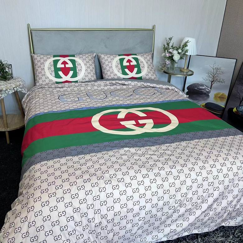 Gucci 2.0x2.3m   (5)