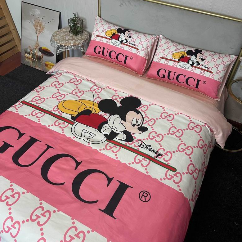 Gucci 2.0x2.3m   (5)