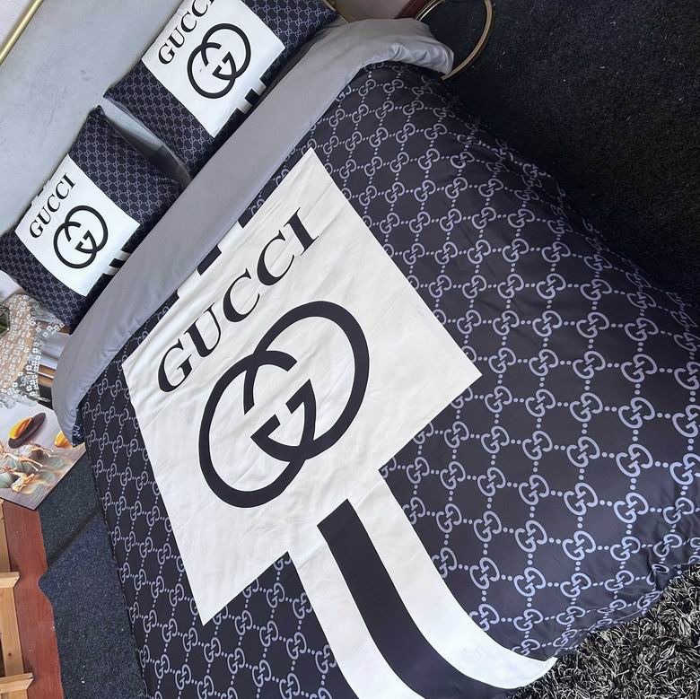 Gucci 2.0x2.3m   (6)