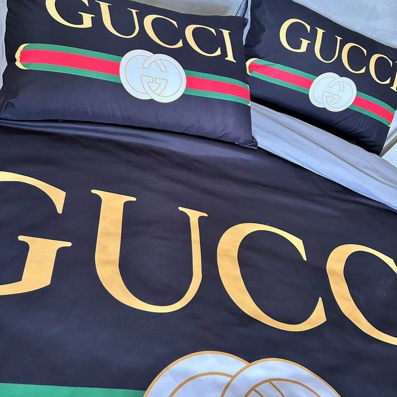 Gucci 2.0x2.3m   (7)