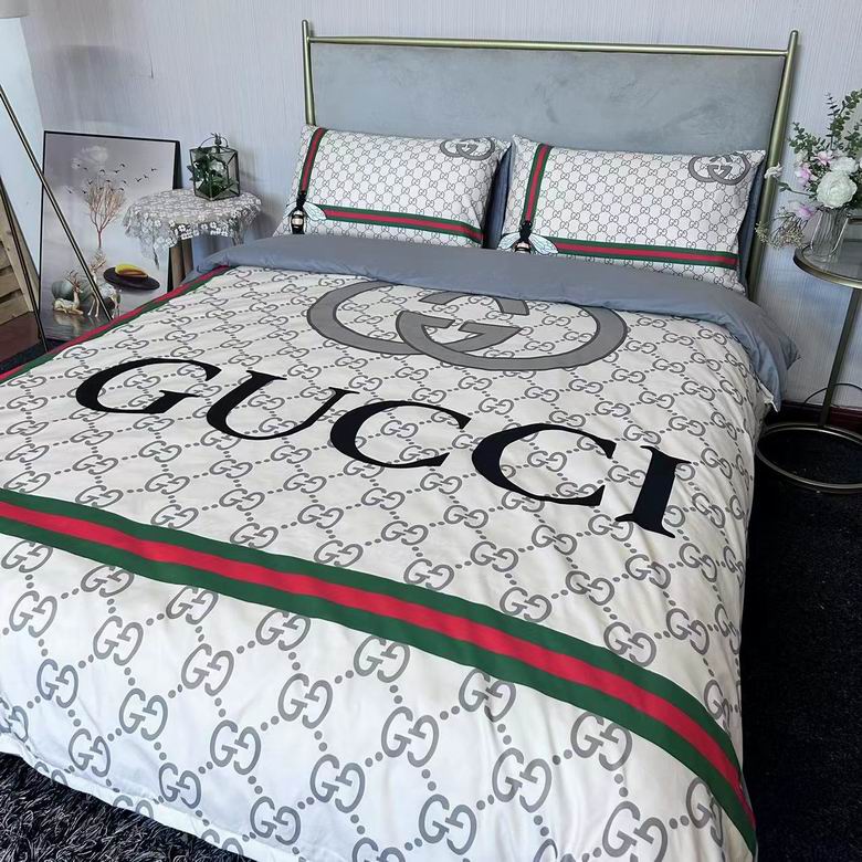 Gucci 2.0x2.3m   (7)