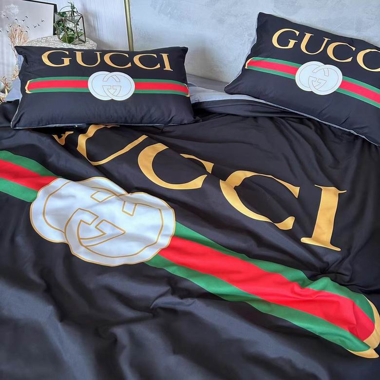 Gucci 2.0x2.3m   (8)