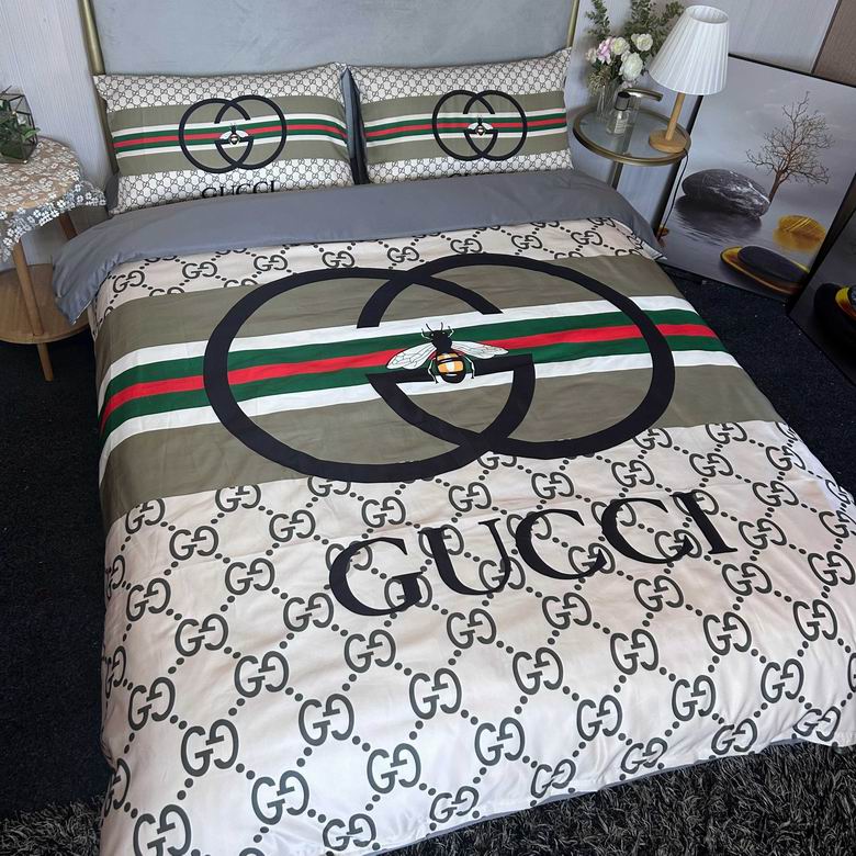 Gucci 2.0x2.3m   (8)