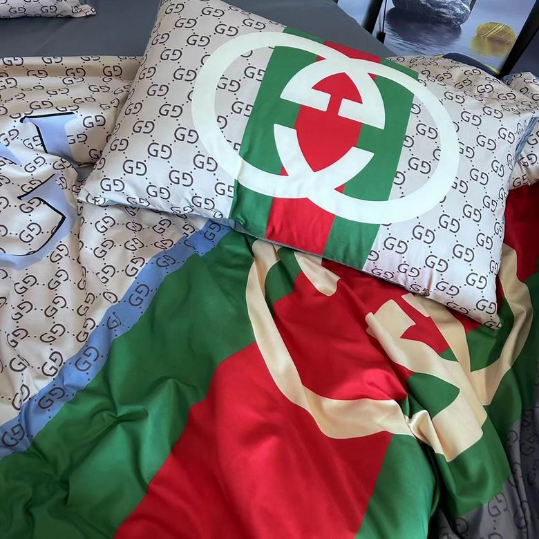 Gucci 2.0x2.3m   (9)