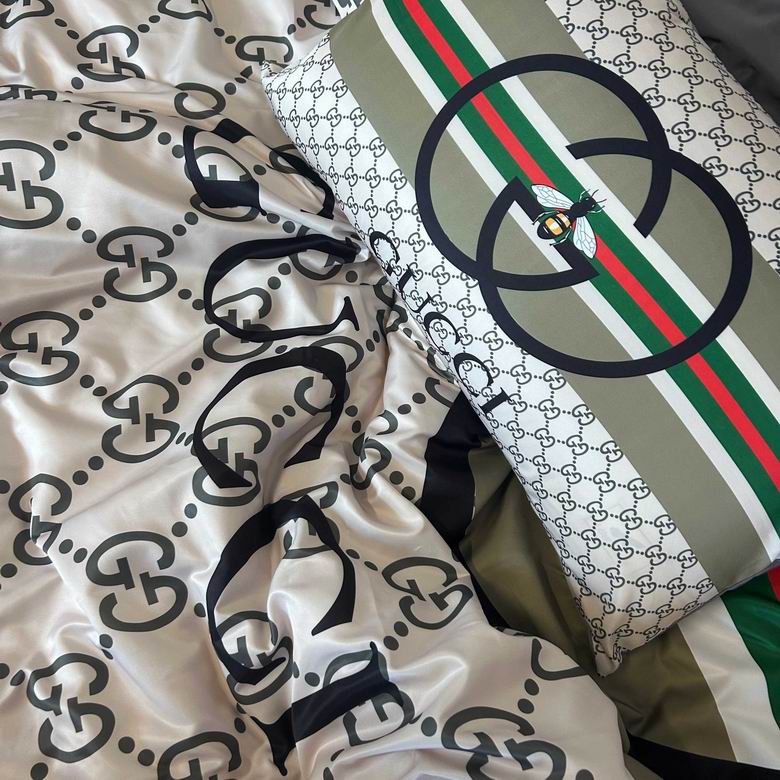 Gucci 2.0x2.3m   (9)