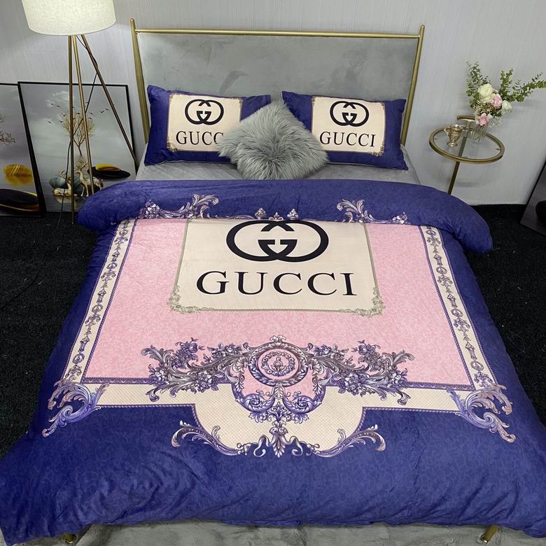 Gucci 2.0x2.3m    (1)