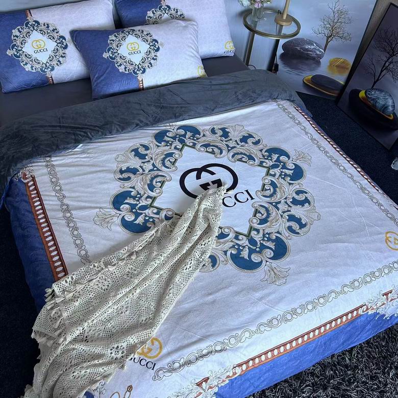 Gucci 2.0x2.3m    (2)