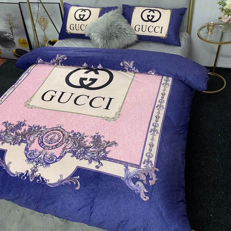 Gucci 2.0x2.3m    (4)