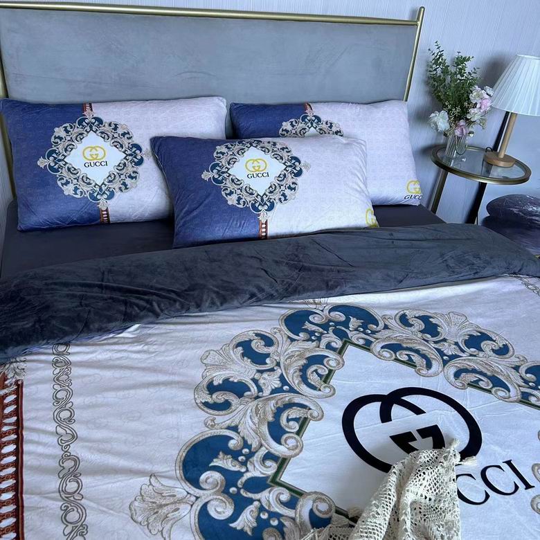 Gucci 2.0x2.3m    (4)