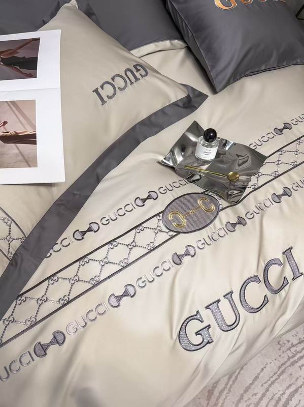 Gucci 200x230cm 220X240cm (2)
