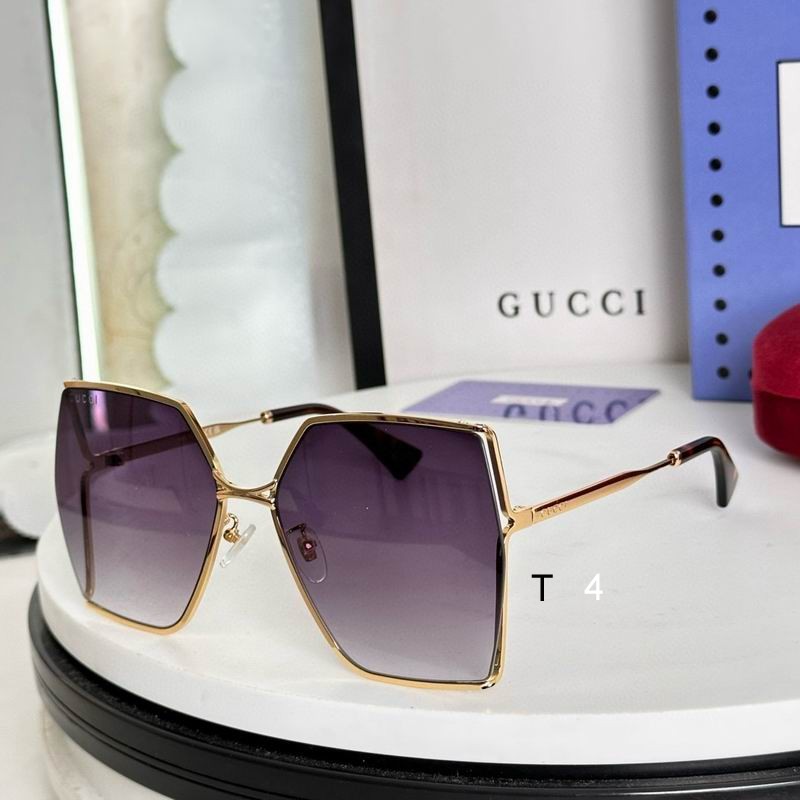 Gucci GG0817S 62 18-140 e06