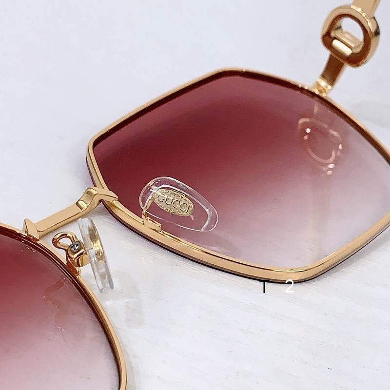 Gucci GG1551S 60 18-145 b08