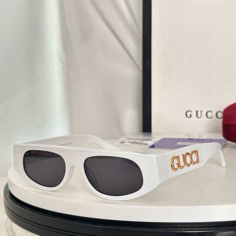 Gucci GG1771S 53 16-140 e08