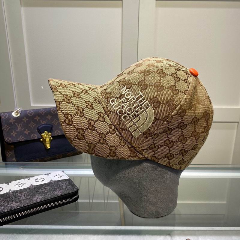Gucci X TNF cap dx (3998)