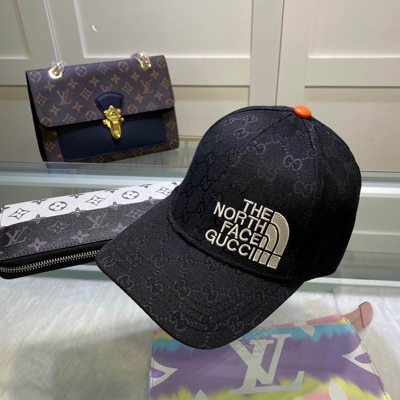 Gucci X TNF cap dx (4006)