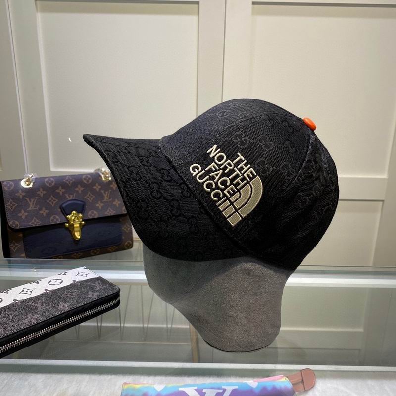 Gucci X TNF cap dx (4009)