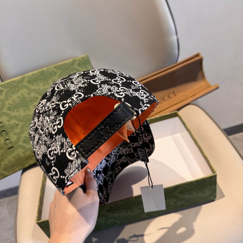 Gucci cap（高版本）dx (341)