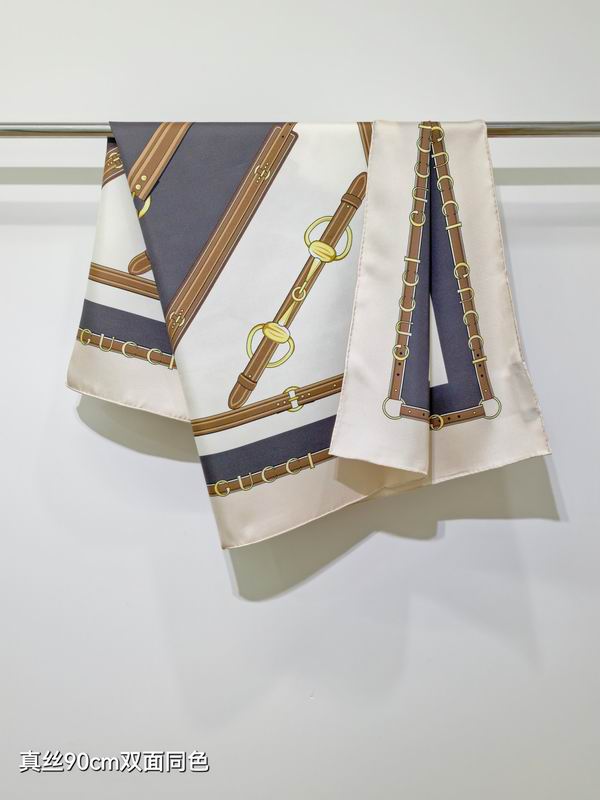 Gucci silk Scarf 90X90cm E20 (13)