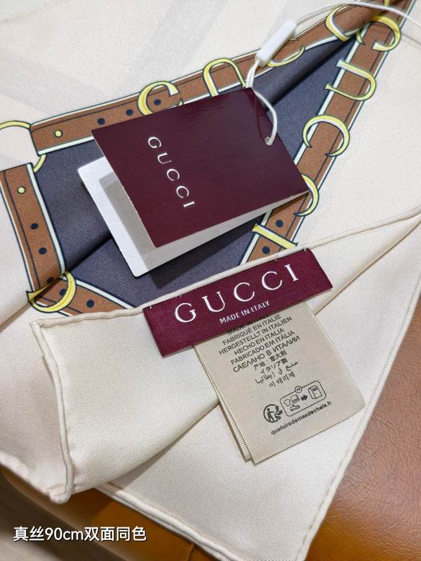 Gucci silk Scarf 90X90cm E20 (14)