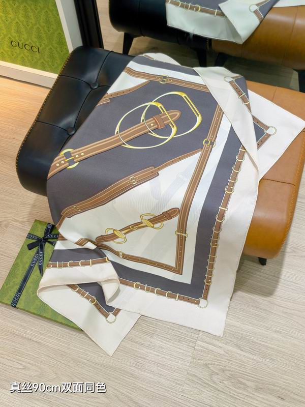 Gucci silk Scarf 90X90cm E20 (16)
