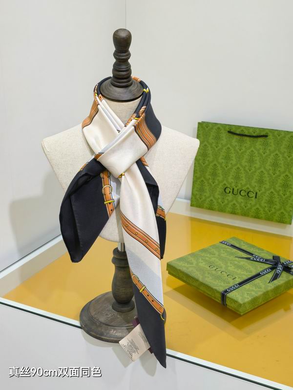 Gucci silk Scarf 90X90cm E20 (2)