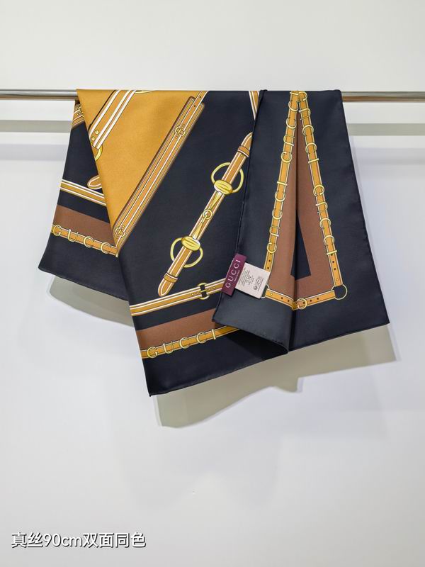 Gucci silk Scarf 90X90cm E20 (22)