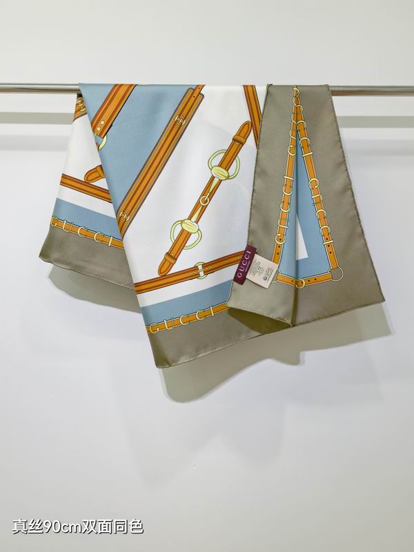 Gucci silk Scarf 90X90cm E20 (31)