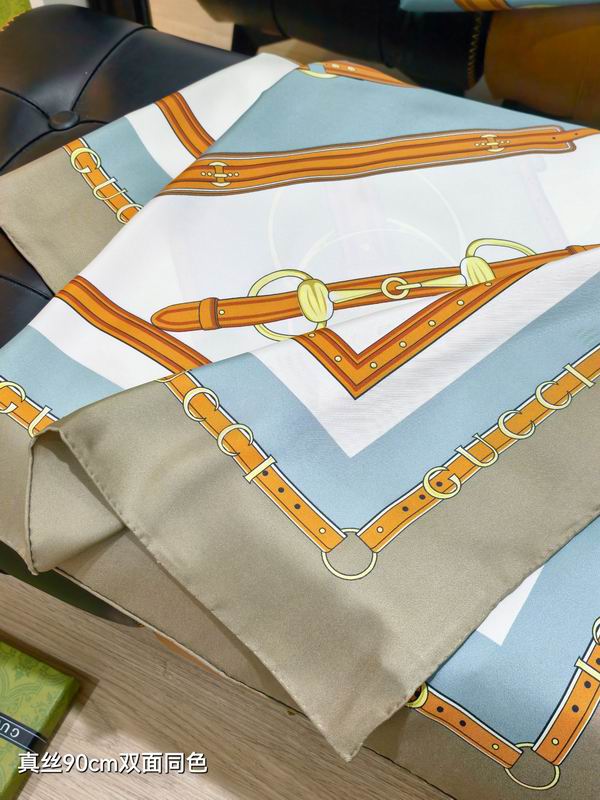 Gucci silk Scarf 90X90cm E20 (33)