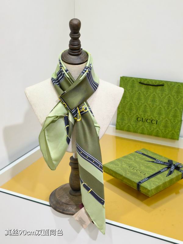 Gucci silk Scarf 90X90cm E20 (38)