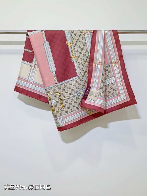 Gucci silk Scarf 90X90cm E21 (11)