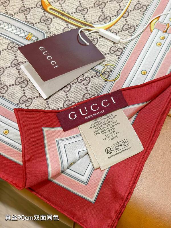Gucci silk Scarf 90X90cm E21 (12)