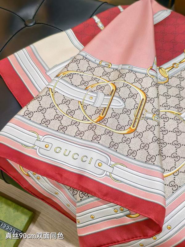 Gucci silk Scarf 90X90cm E21 (13)