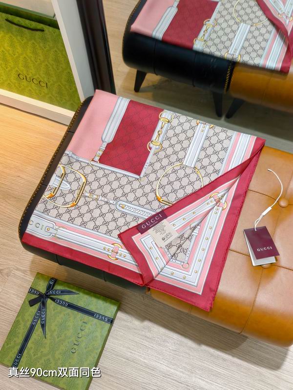 Gucci silk Scarf 90X90cm E21 (15)
