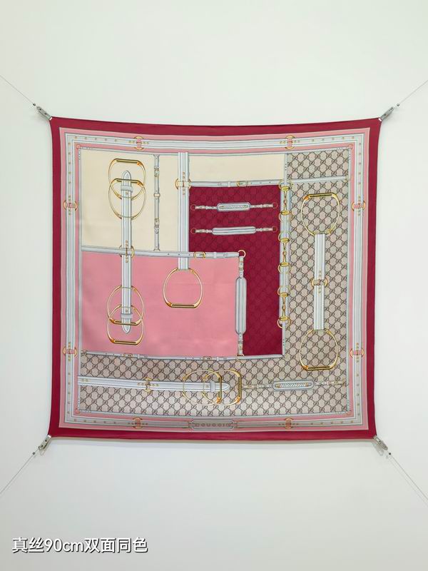 Gucci silk Scarf 90X90cm E21 (16)