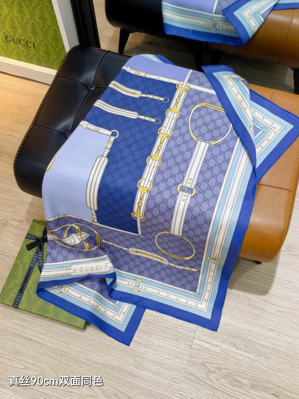 Gucci silk Scarf 90X90cm E21 (5)