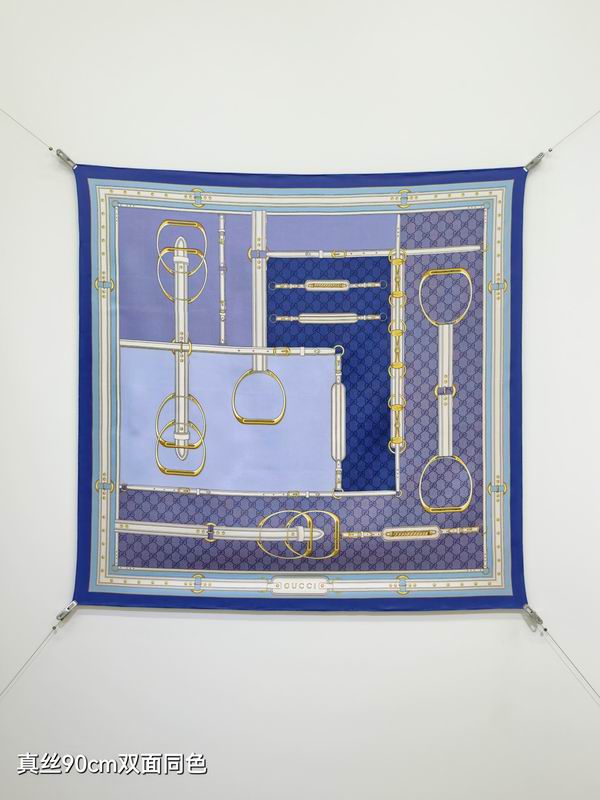 Gucci silk Scarf 90X90cm E21 (7)