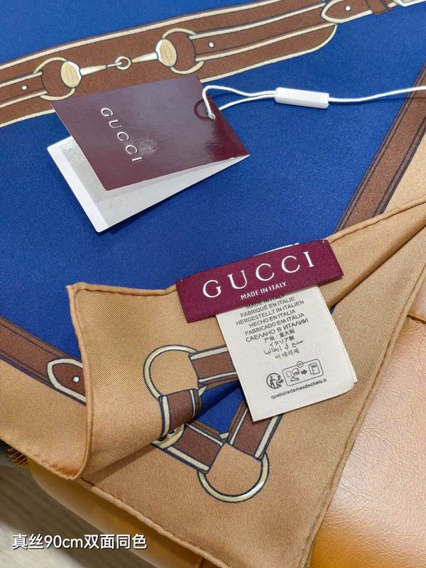 Gucci silk Scarf 90X90cm E28 (14)