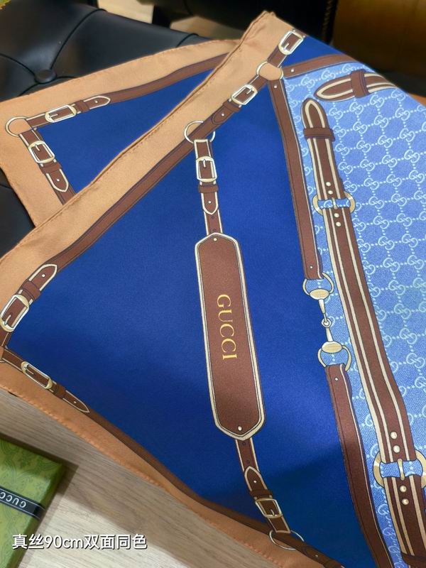 Gucci silk Scarf 90X90cm E28 (15)