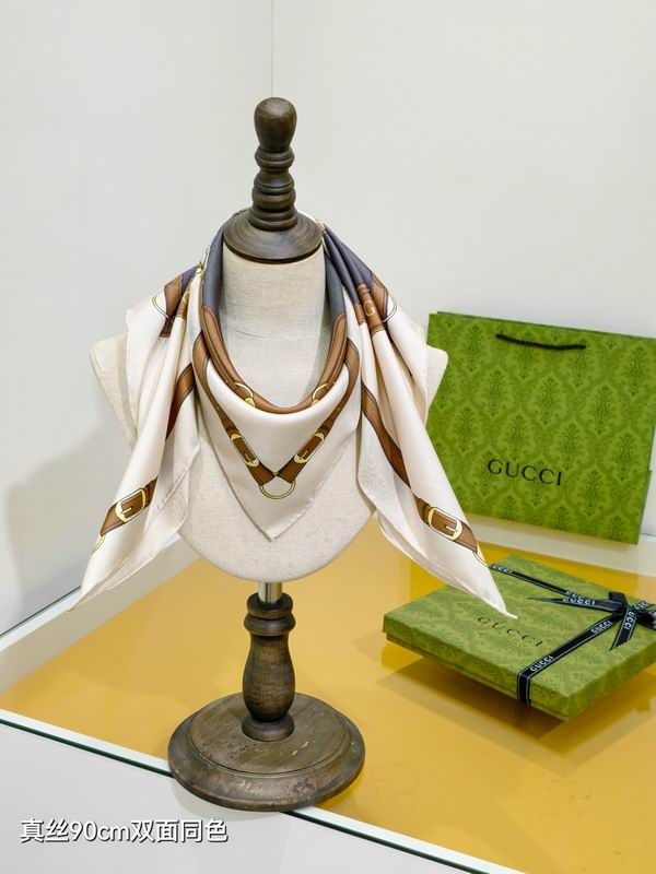 Gucci silk Scarf 90X90cm E28 (21)