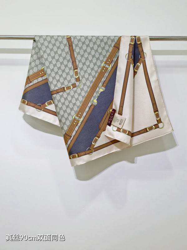 Gucci silk Scarf 90X90cm E28 (22)