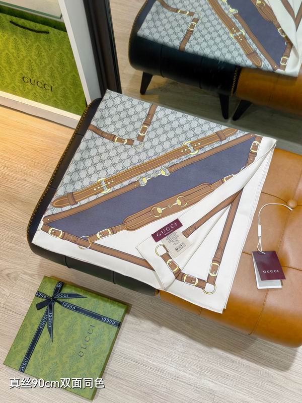 Gucci silk Scarf 90X90cm E28 (26)