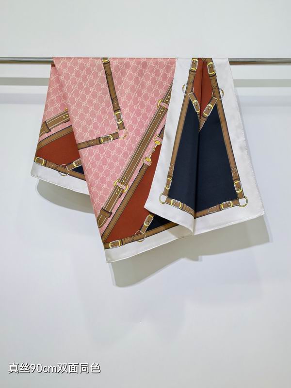 Gucci silk Scarf 90X90cm E28 (4)
