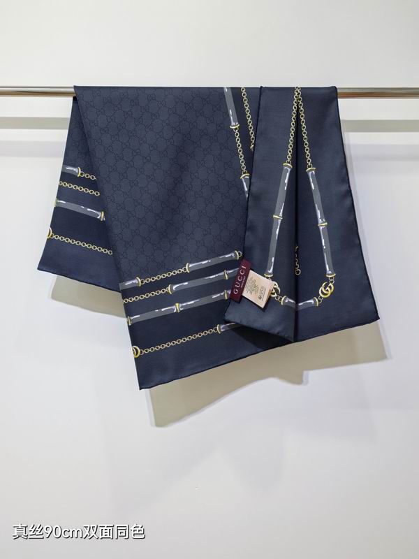 Gucci silk Scarf 90X90cm E31 (13)