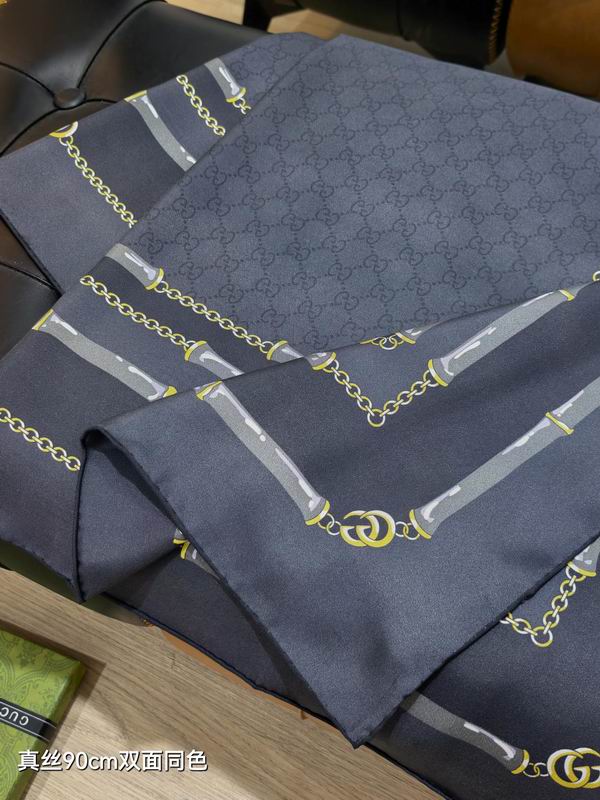 Gucci silk Scarf 90X90cm E31 (15)