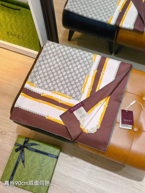Gucci silk Scarf 90X90cm E31 (8)